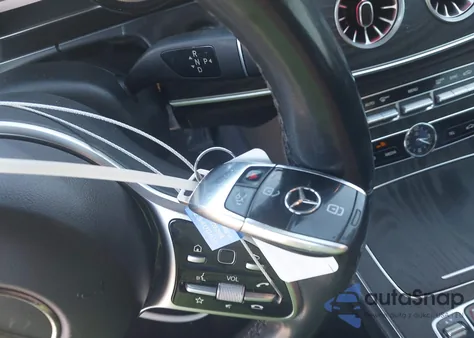 2019 Mercedes-Benz E 300 из США, поврежденный, VIN WDDZF4JB5KA571001